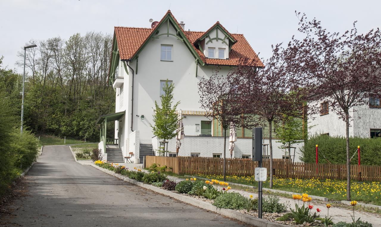 Hotel U Parku Hořovice Buitenkant foto